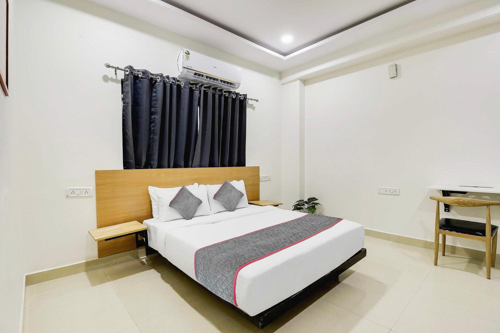 Super Townhouse De Alphabet Hotel Kukatpally Nexus Mall Hyderabad Eksteriør billede