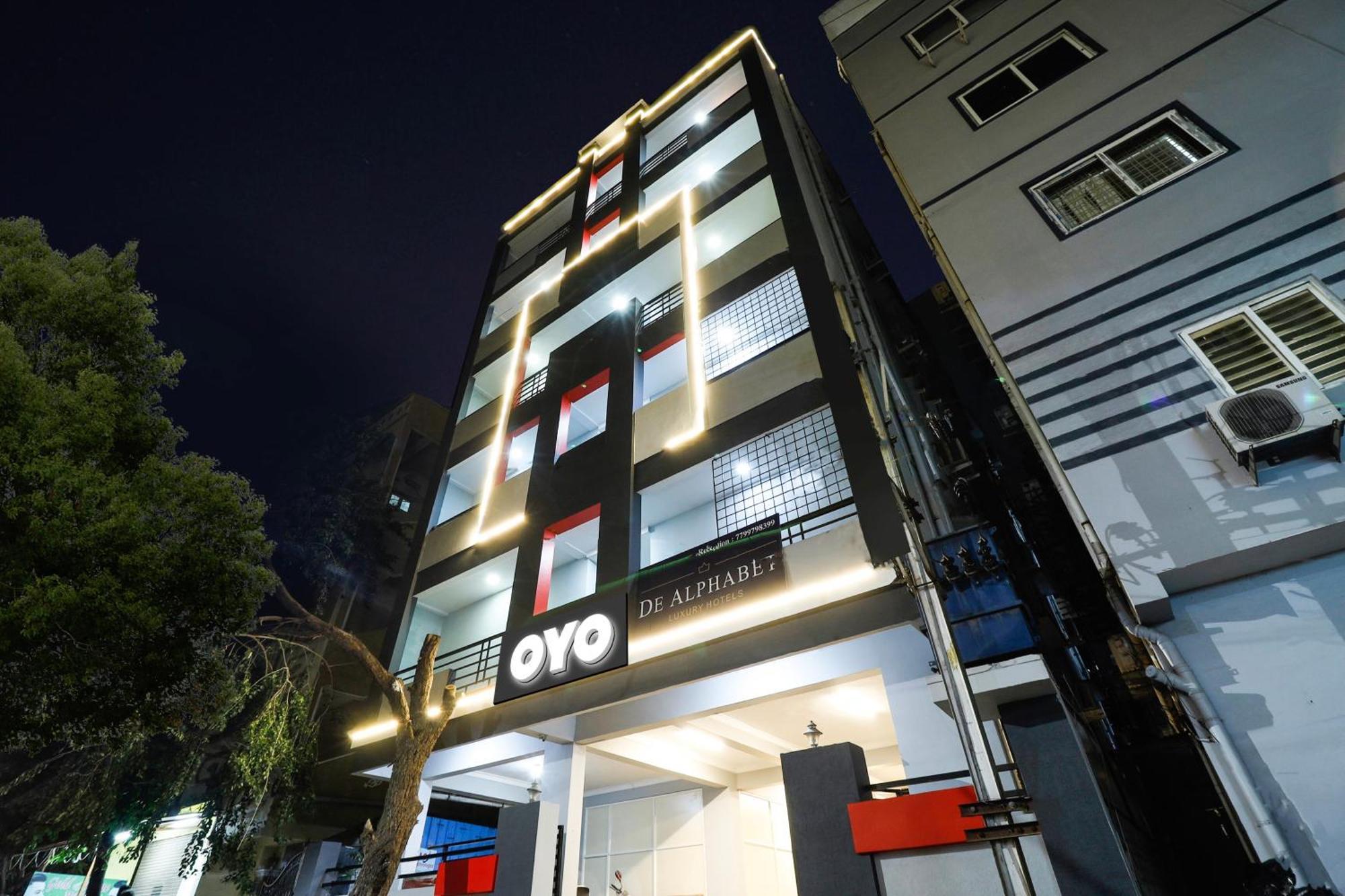 Super Townhouse De Alphabet Hotel Kukatpally Nexus Mall Hyderabad Eksteriør billede