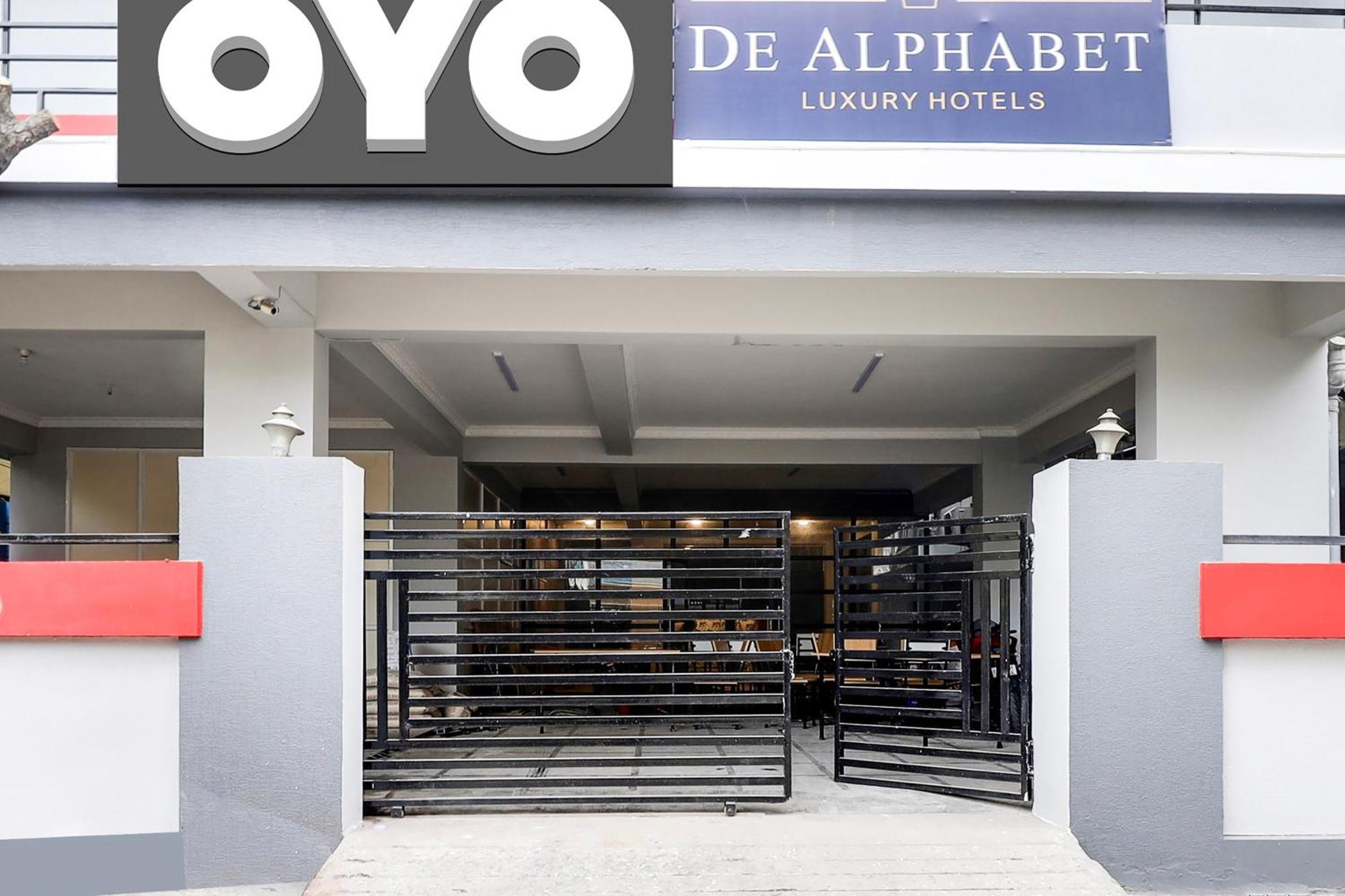 Super Townhouse De Alphabet Hotel Kukatpally Nexus Mall Hyderabad Eksteriør billede