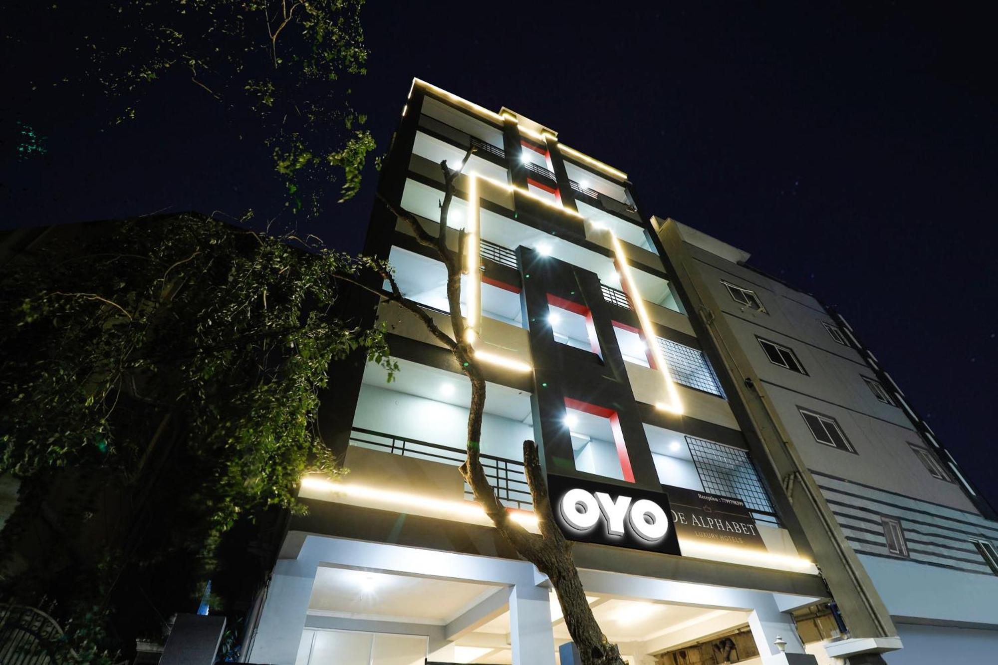 Super Townhouse De Alphabet Hotel Kukatpally Nexus Mall Hyderabad Eksteriør billede